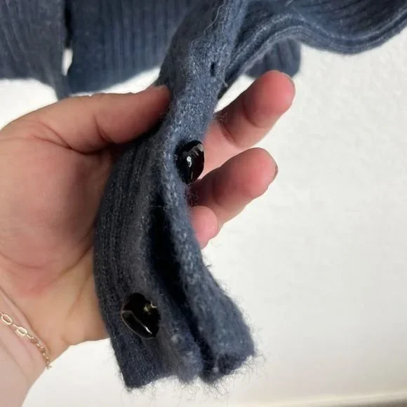 RUVE Cream Retro Ribbed Cropped Sweater - Picture 5 of 6